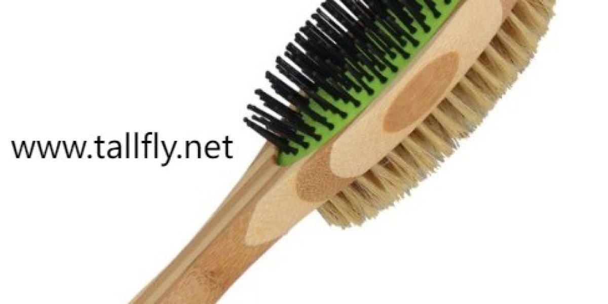 Tallfly Biodegradable Comb Boasts Washable Natural Wax Coating